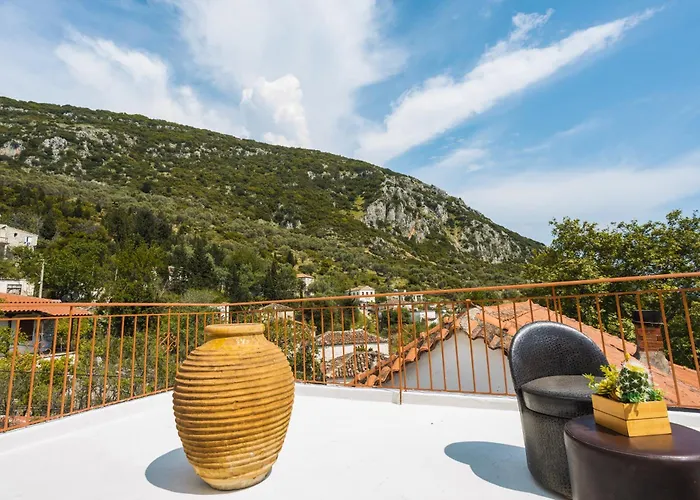 Villa Porta Qeparo