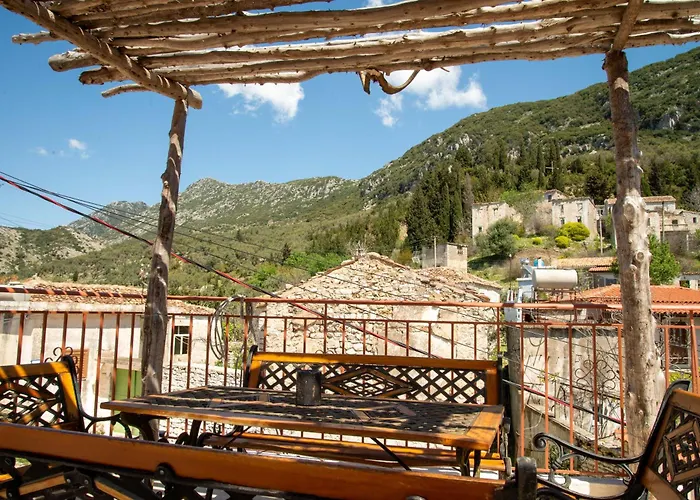Villa Porta Qeparo